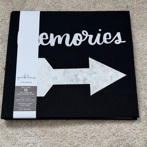 Park Lane Black Photo Album with White Arrow